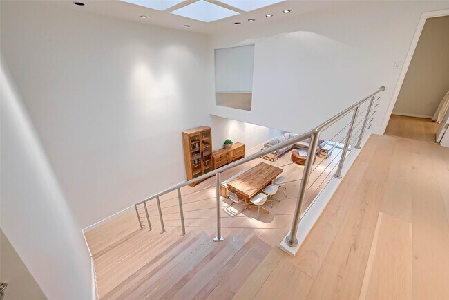 Building Photo - 39 River Hollow Ln