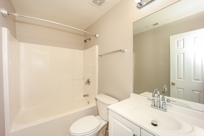 Building Photo - 7520 Old Chapel