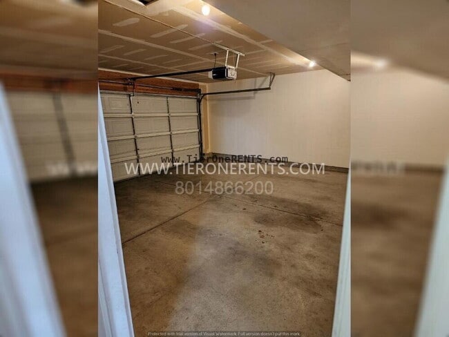 Building Photo - NO deposit option available for qualified ...