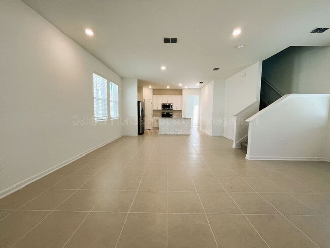 Building Photo - 2080 Rider Rain Ln