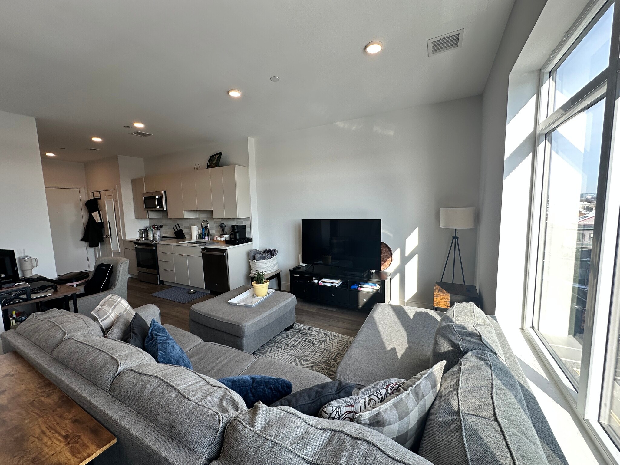 Building Photo - 951 Dorchester Ave