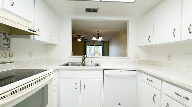 Building Photo - 4205 Old Rd 37
