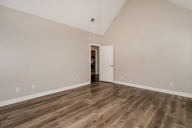 Building Photo - 4494 Graystone Dr