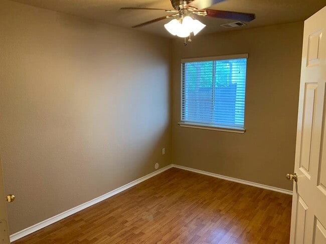 Building Photo - 11506 Bruce Jenner Ln