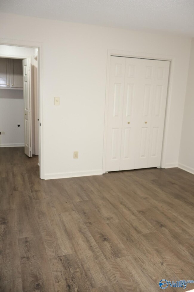 Building Photo - 6864 Steeplechase Dr NW