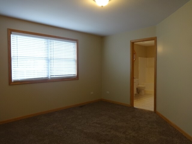 Building Photo - 5154 W Park Ln