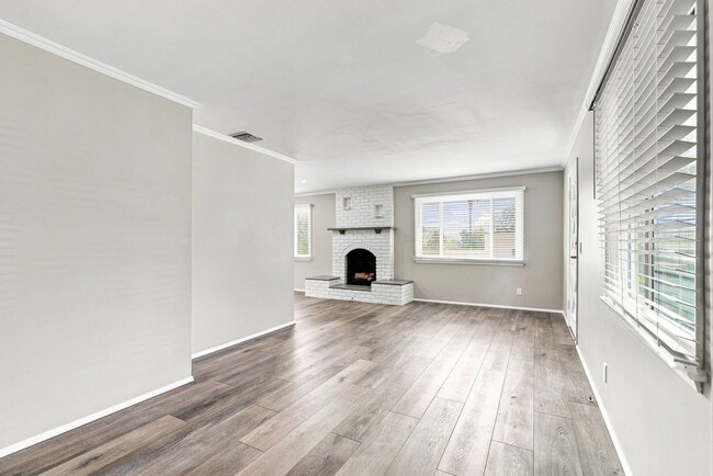 Building Photo - 259 Sturtevant Dr
