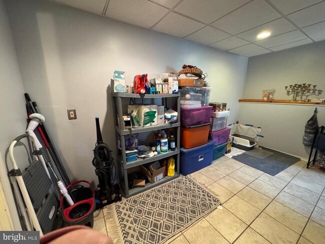 Building Photo - 3132 Laurel View Dr