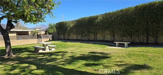 Building Photo - 751 Vía Los Santos