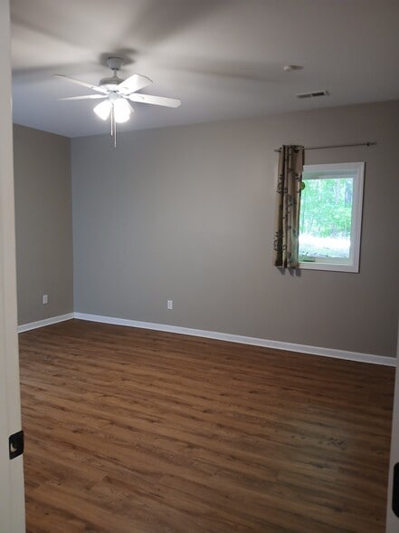 Building Photo - 3317 Birdsong Rd