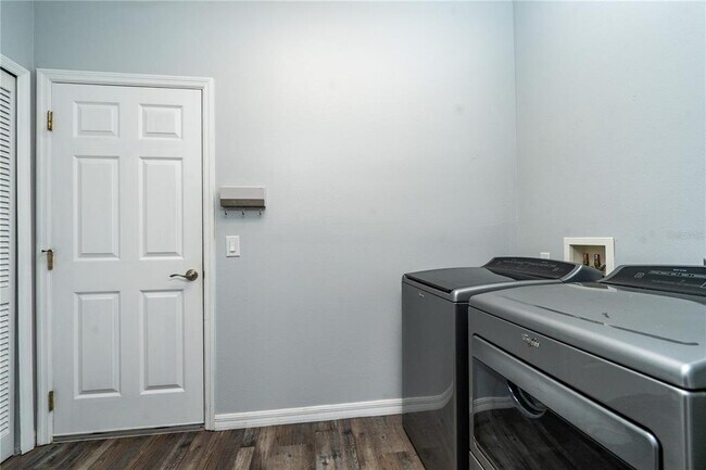 Building Photo - 1813 SW 157th Place Rd