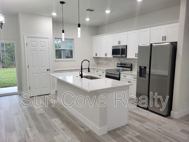 Building Photo - 1604 W Gainsboro Ln