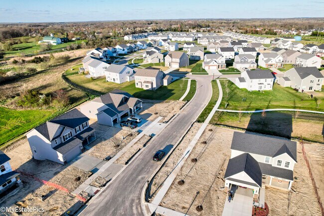 Building Photo - 2780 Riverview Ln