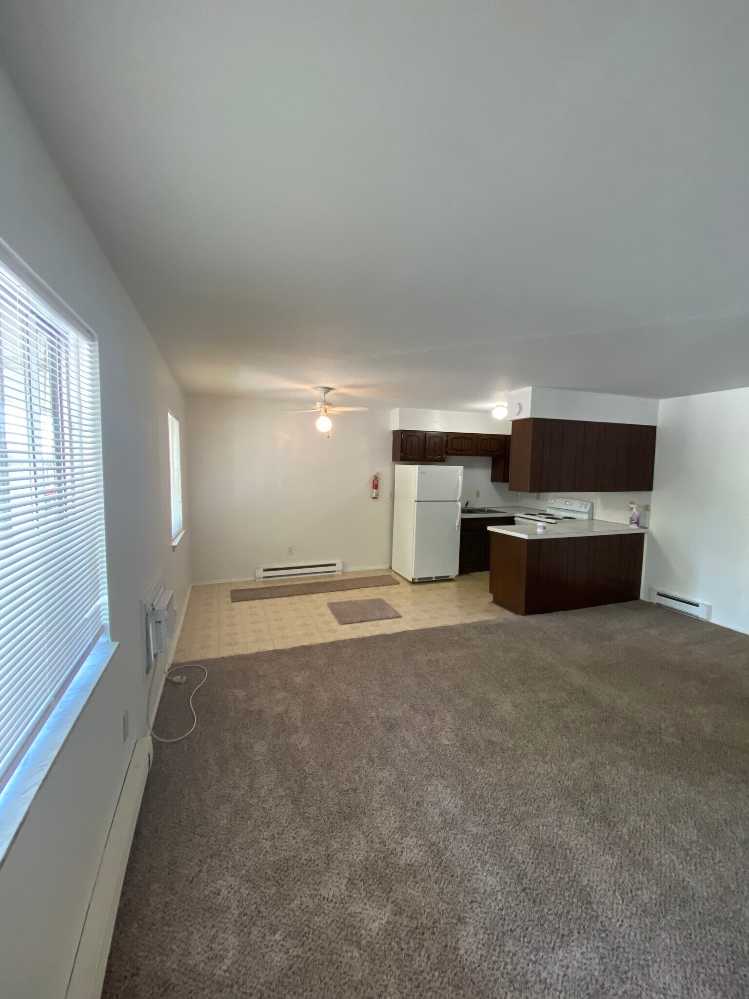 Building Photo - 126 Church St.