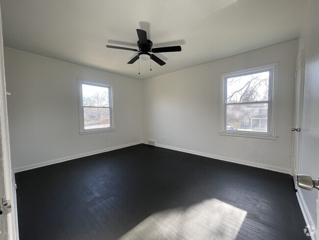 Building Photo - 7441 Arleta Blvd