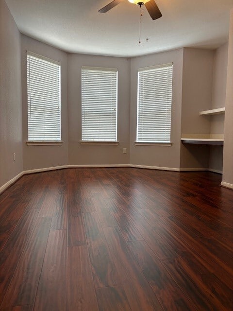 Building Photo - 7575 Kirby Dr