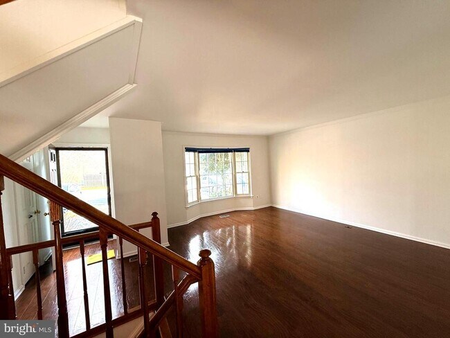 Building Photo - 5726 Edgewater Oak Ct