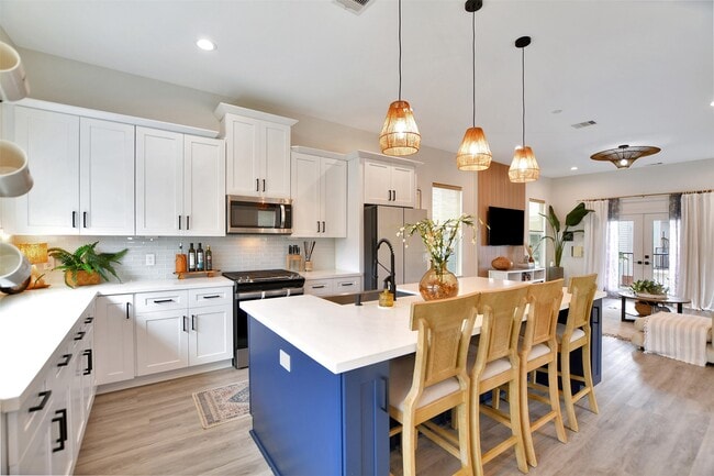 Building Photo - 1106 Paul Quinn St