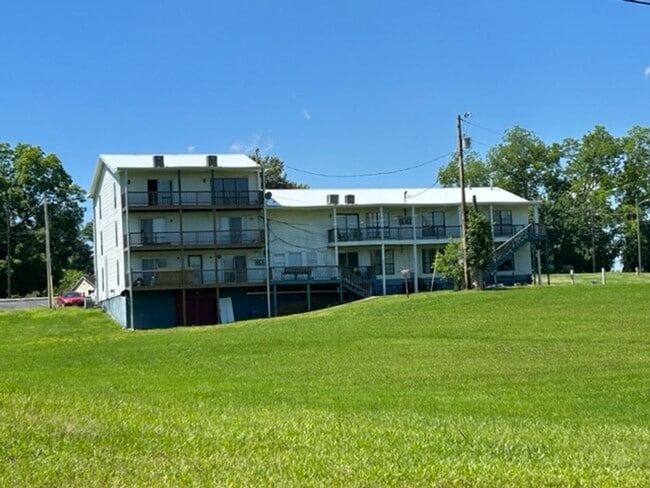 Building Photo - Lake Catoma Apartments