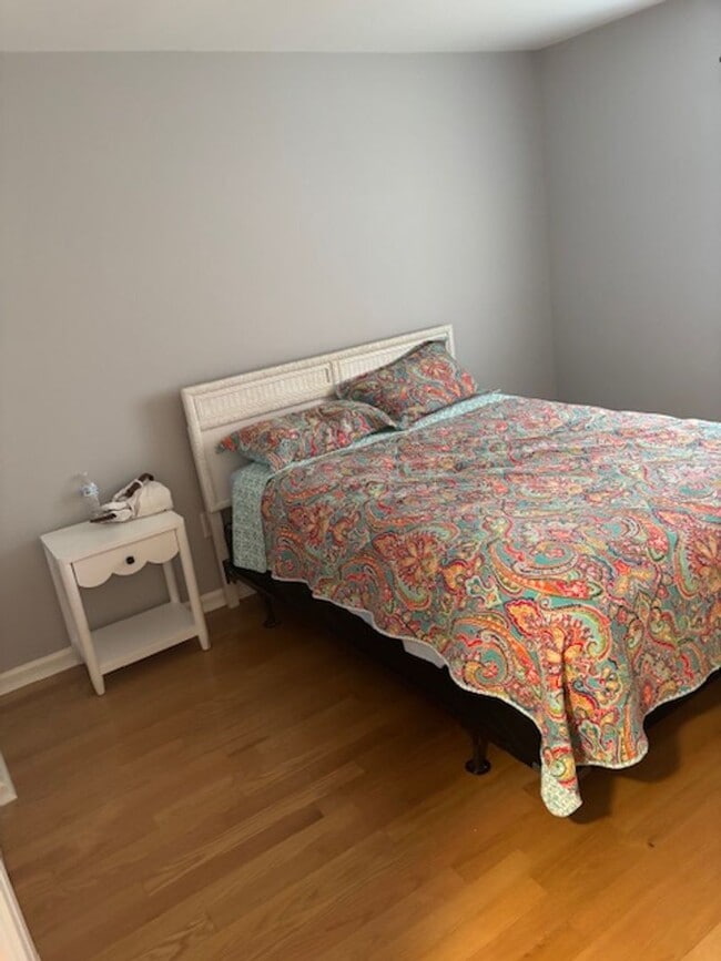 Building Photo - SOUTH END - FOREST COVE