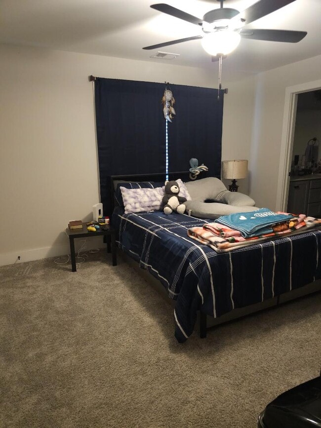 Building Photo - 425 Bee Cv Wy