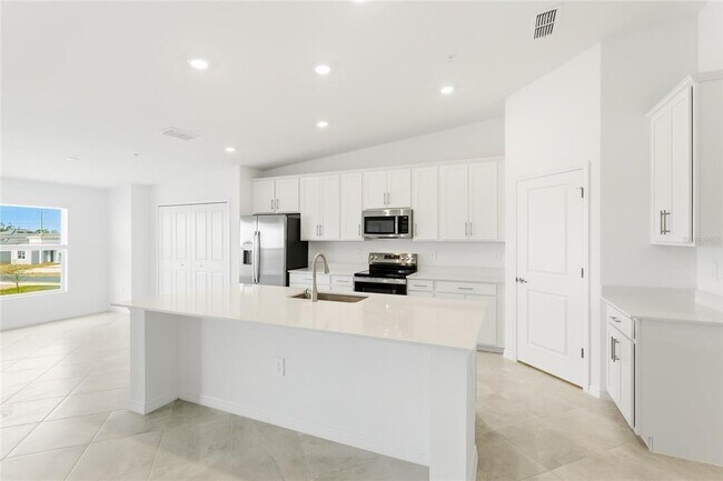 Building Photo - 19015 Scallop Lp