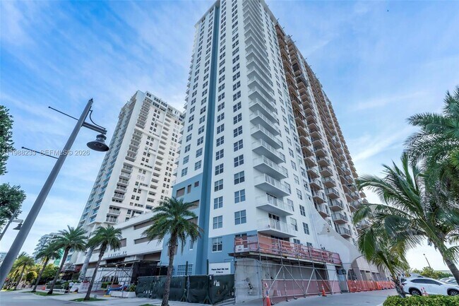 Building Photo - 111 Briny Ave