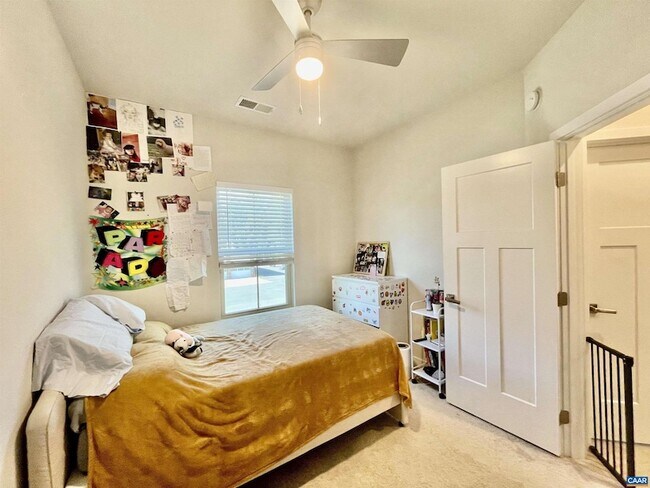 Building Photo - 3478 Steamer Dr