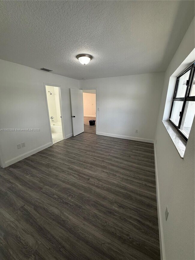 Building Photo - 28221 SW 162nd Ave