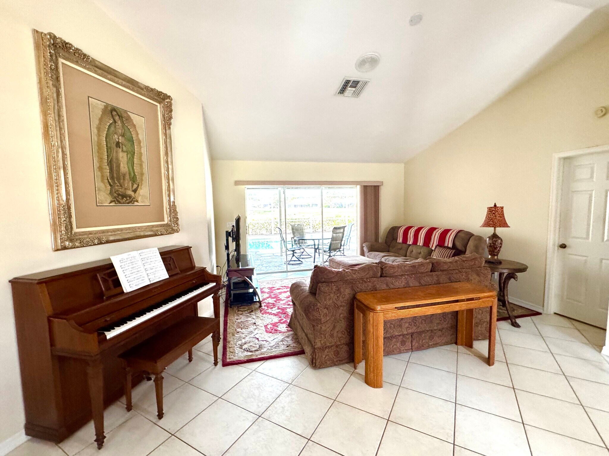 Building Photo - 939 St Andrews Blvd