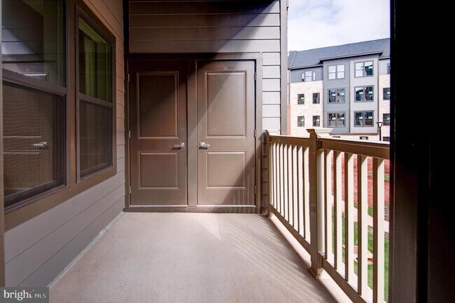Building Photo - 4395 Peach Lily Ln
