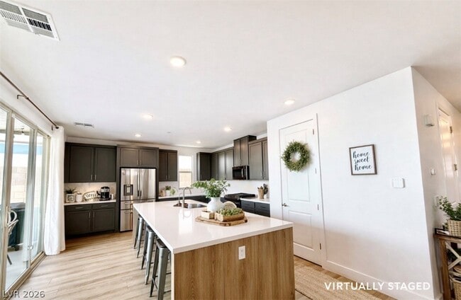 Building Photo - 3334 Casalette Ln