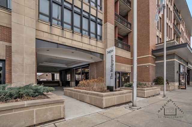 Building Photo - 3450 S Halsted St