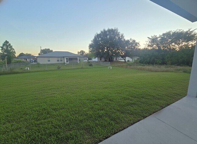 Building Photo - Brand New 2/2/1-Great Location- SW Lehigh Acres