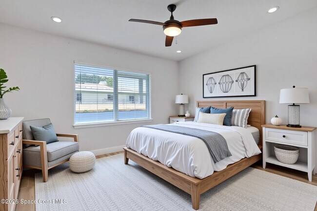 Building Photo - 580 Pine Tree Dr
