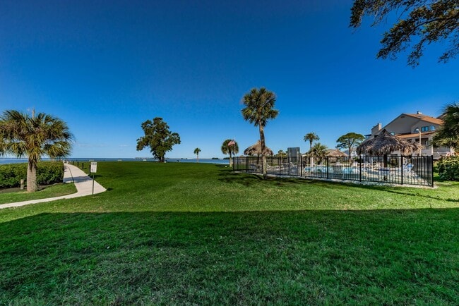 Building Photo - Gulf View Condo