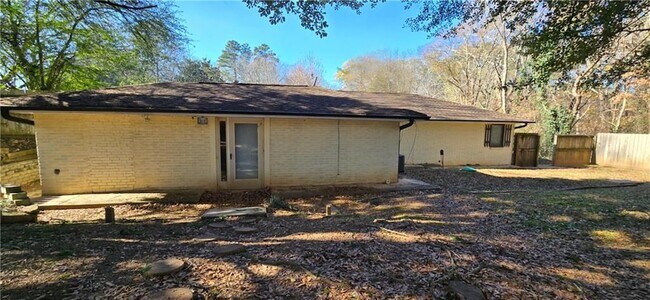 Building Photo - 3594 Abbotts Bridge Rd