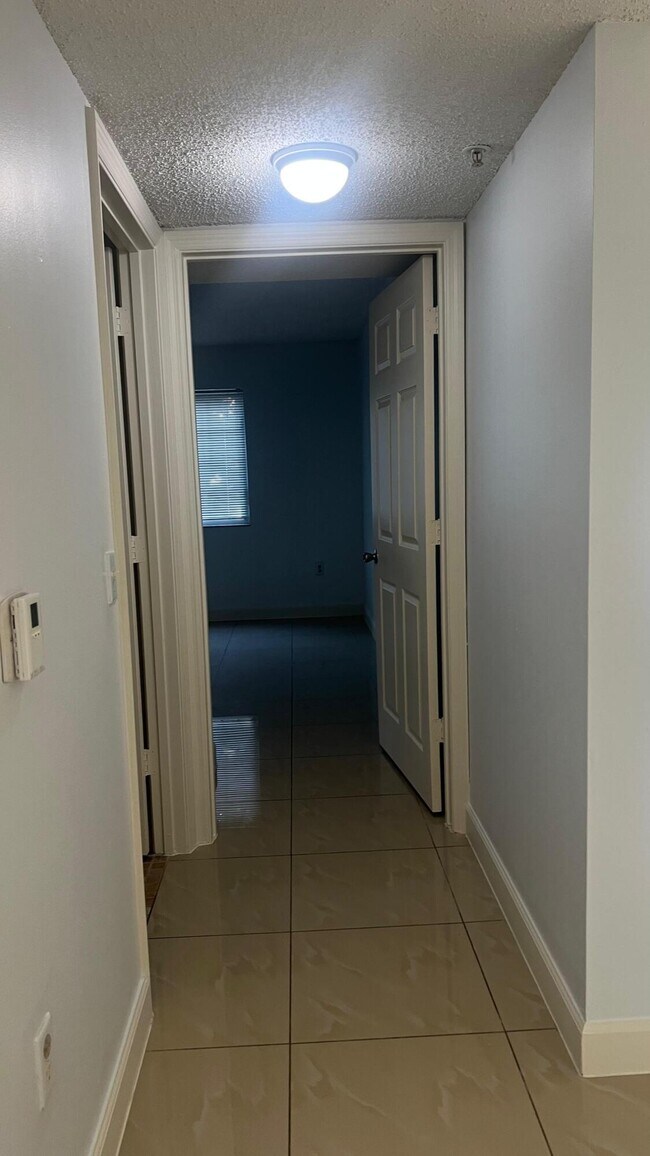 Building Photo - 5021 Wiles Rd