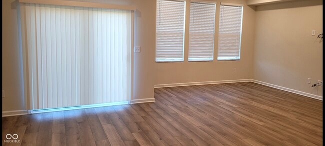 Building Photo - 3283 Haflinger Dr