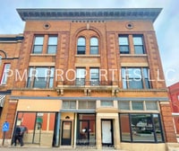 Building Photo - Red Oak Apartments