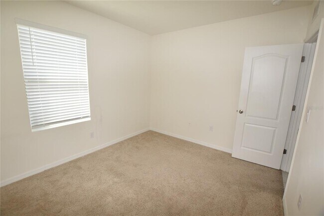 Building Photo - 946 Shady Tree Ln