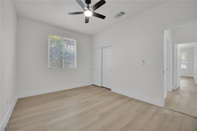 Building Photo - 3027 Panorama Ridge Dr