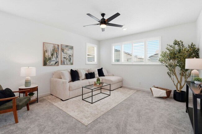 Building Photo - 1550 Plumas Dr