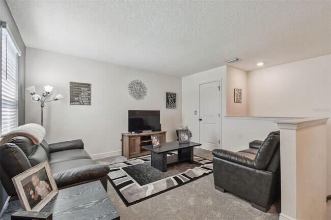 Building Photo - 8148 Artisan Cir