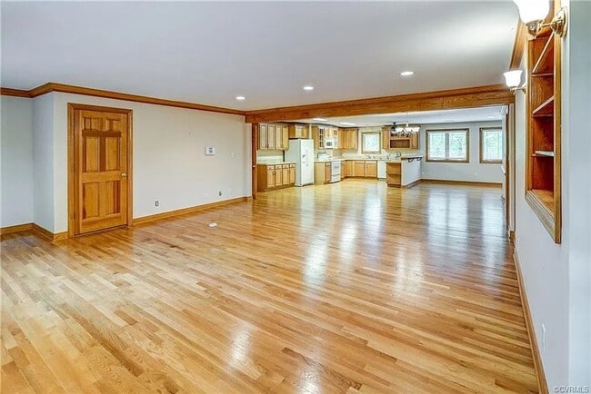 Building Photo - Juniper Avenue Property