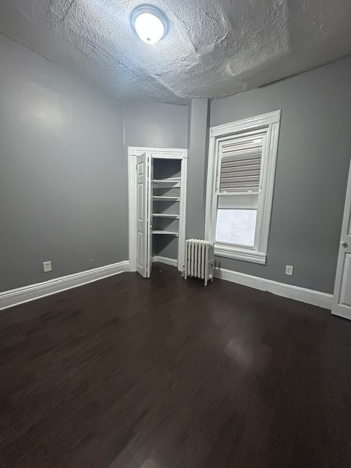 Building Photo - 244 4th St