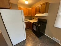 Building Photo - 2260 Stieber Ave