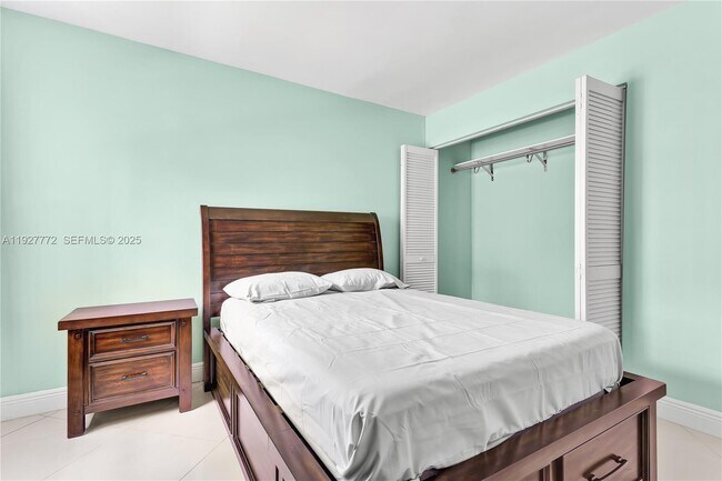 Building Photo - 9311 SW 4th St