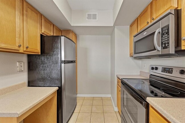 Building Photo - 1185 Villagio Cir