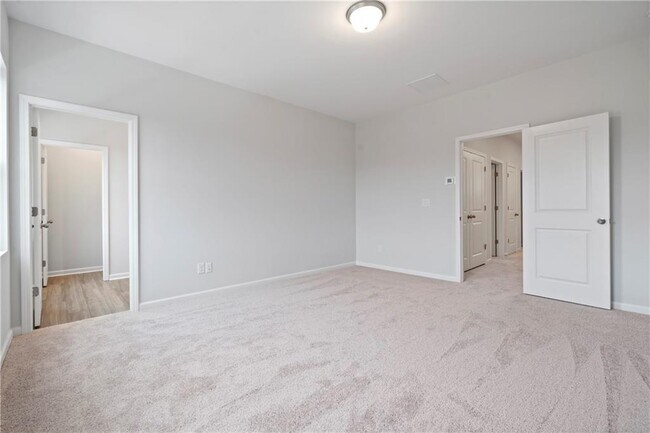 Building Photo - 2320 Whistler Wy NE